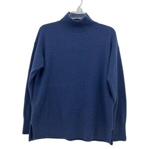 White + Warren Blue 100% Cashmere Sweater